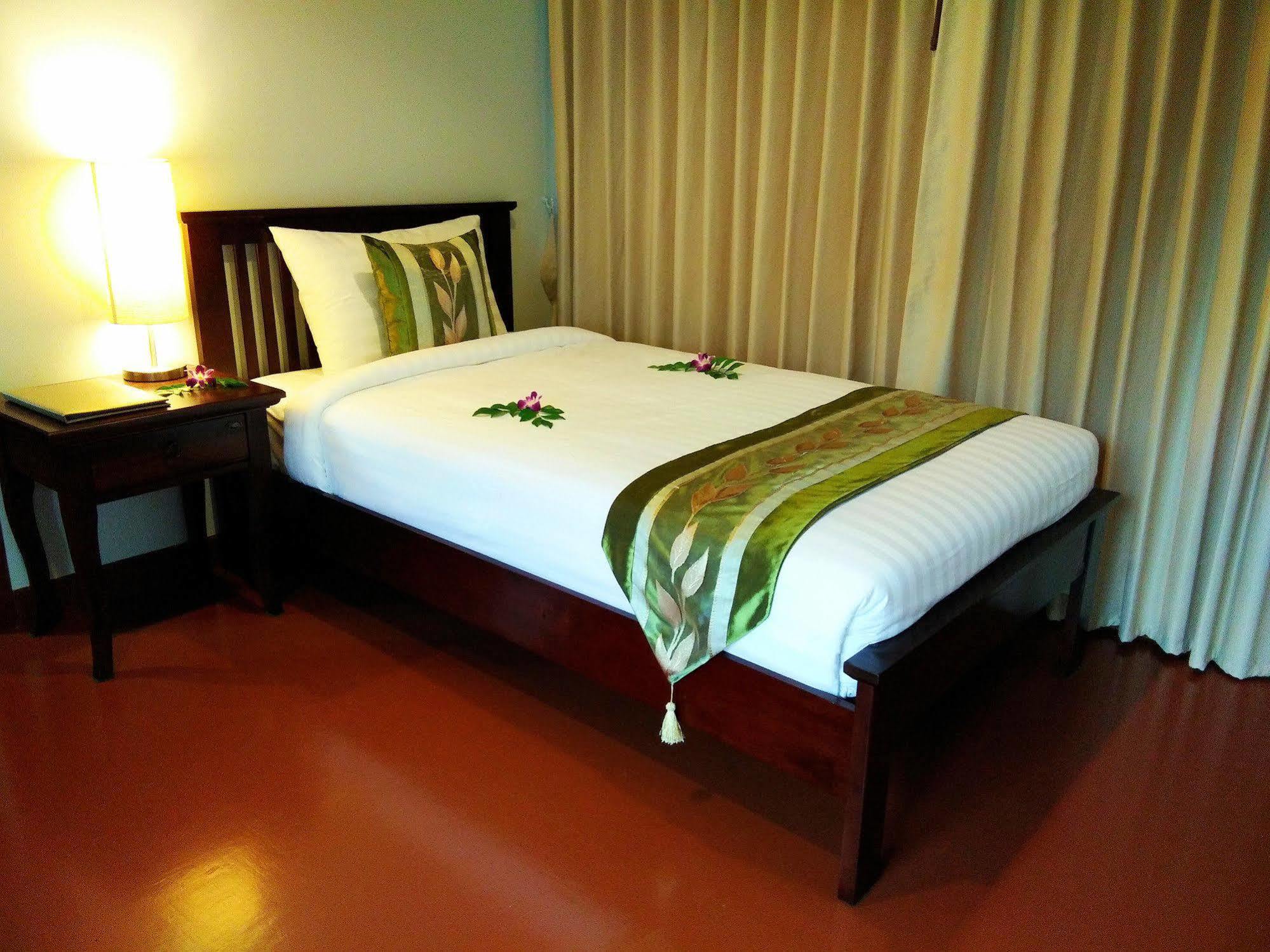Kaya Mani Thai Villa Resort Choeng Mon Экстерьер фото