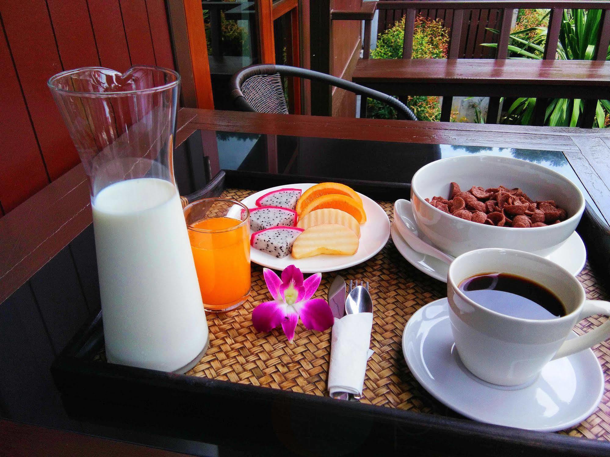 Kaya Mani Thai Villa Resort Choeng Mon Экстерьер фото