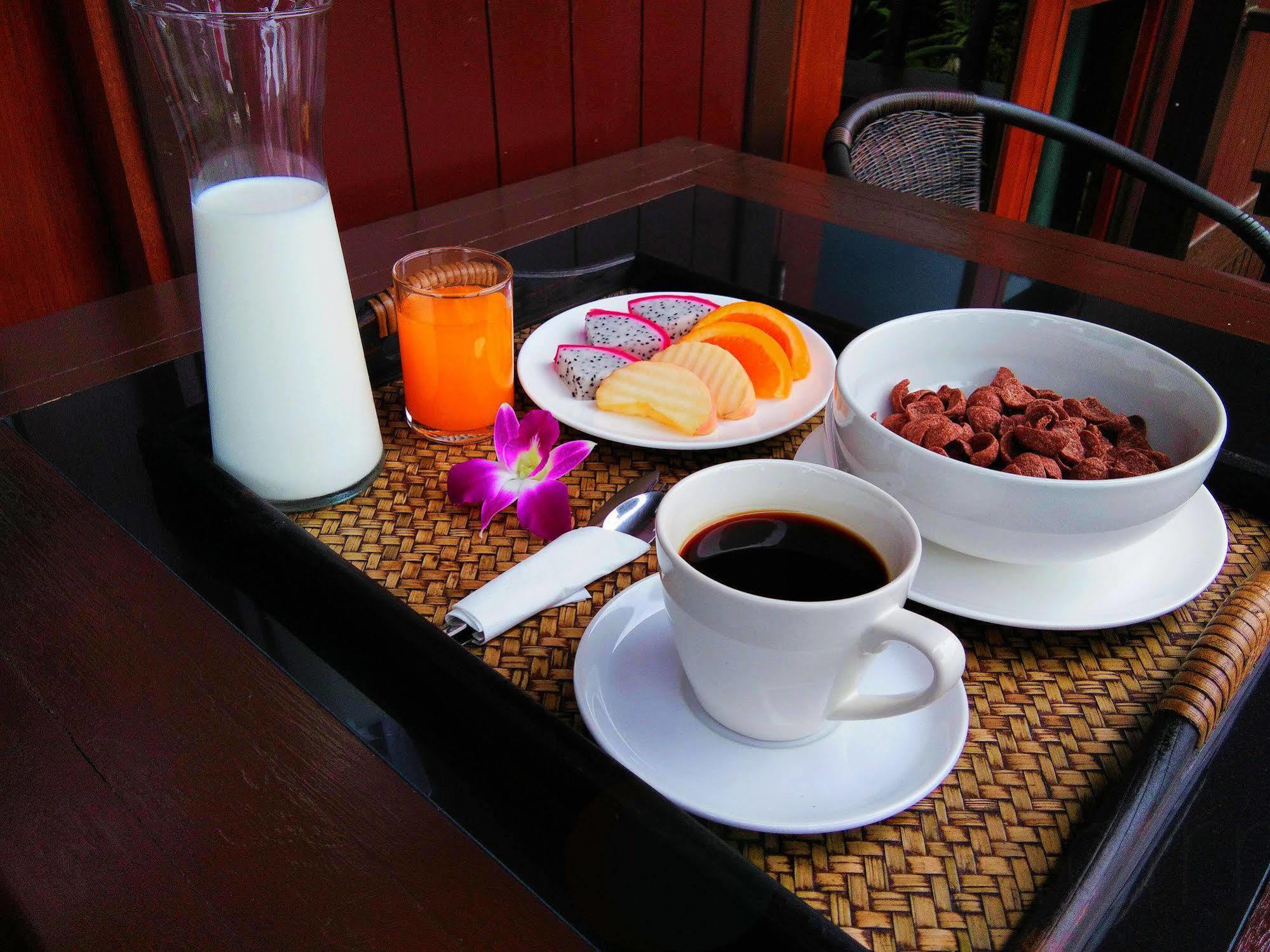 Kaya Mani Thai Villa Resort Choeng Mon Экстерьер фото